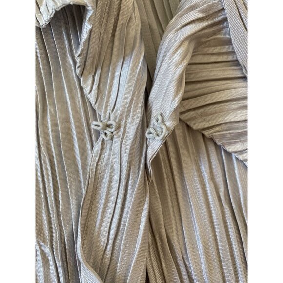 Chico's Travelers Chevron Pleated Jacket, Seagull Gray Women's Size 2 (L) - Picture 9 of 12